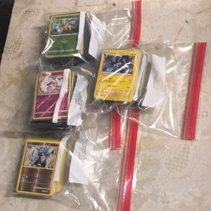 Stack of 100 foil cards